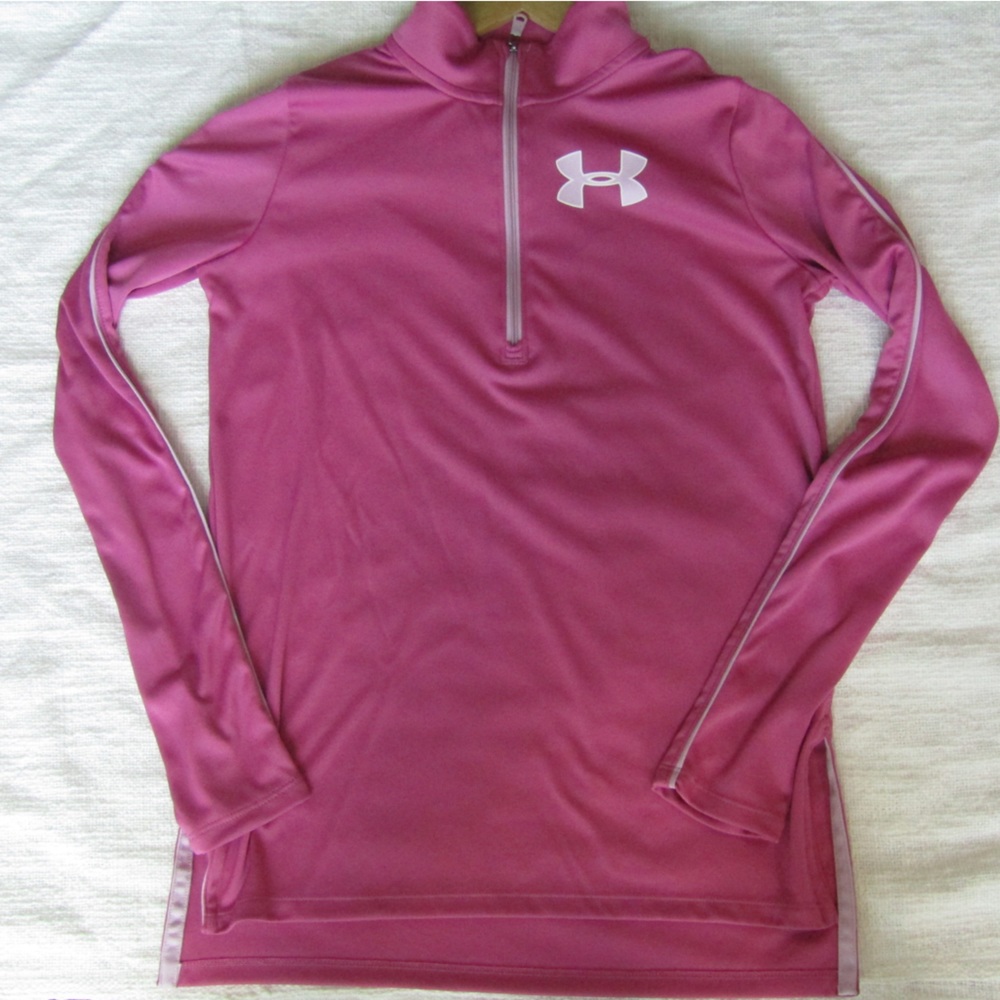 Magenta Under Armour quarter zip in the size Youth Large.